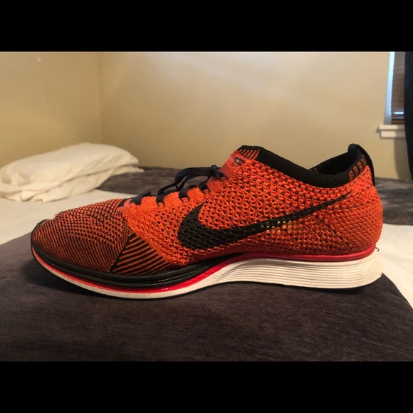 Men’s Nike shoes - Picture 3 of 5